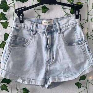 Light-wash pacsun mom shorts